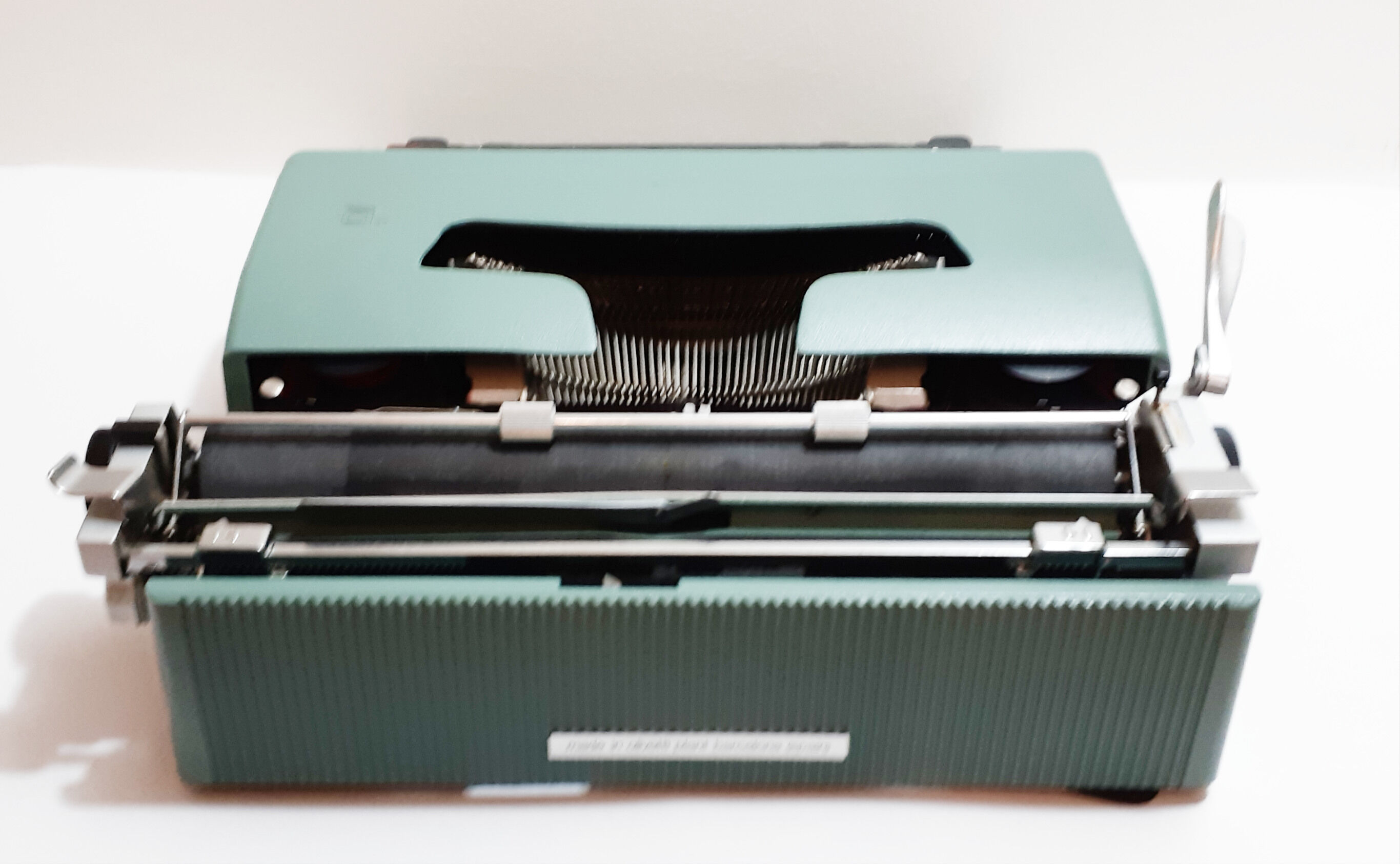 Olivetti Lettera 32 typewriter