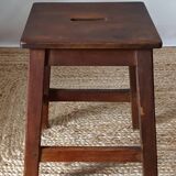 Tabouret campagnard en bois ancien