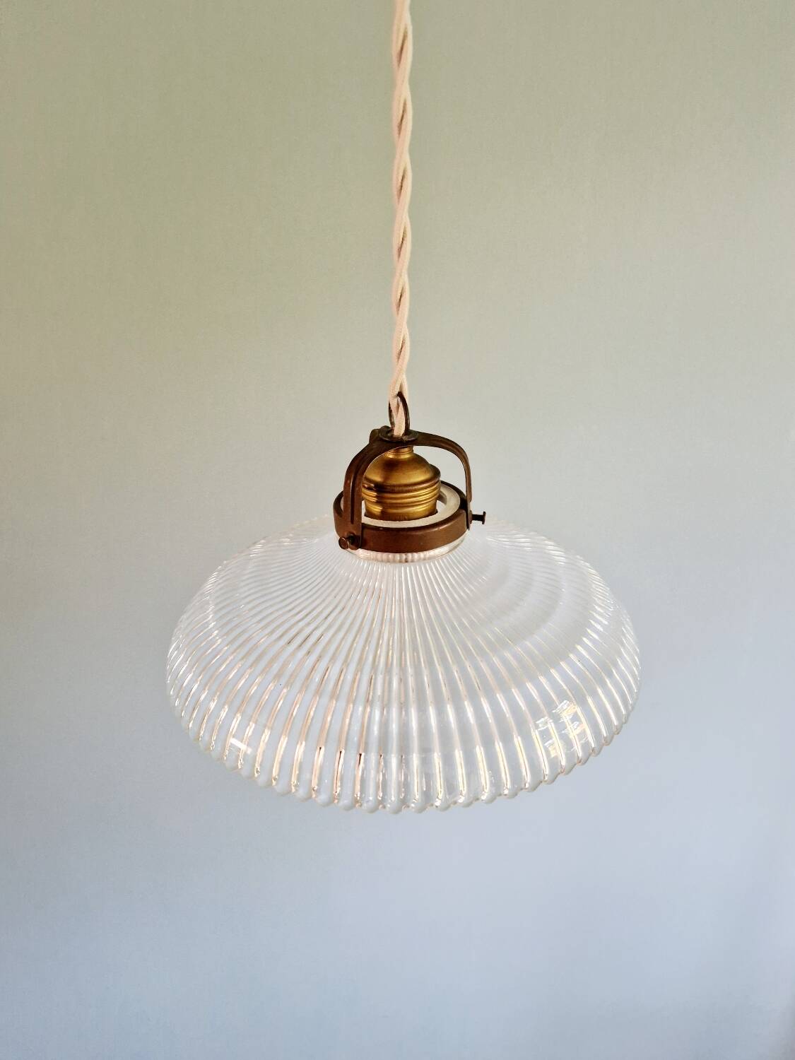 Art Deco pendant light in grooved glass, 1920s-30s