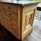 Large Pharmacy Counter