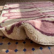 Handmade pure wool rug, size 150/250 cm.