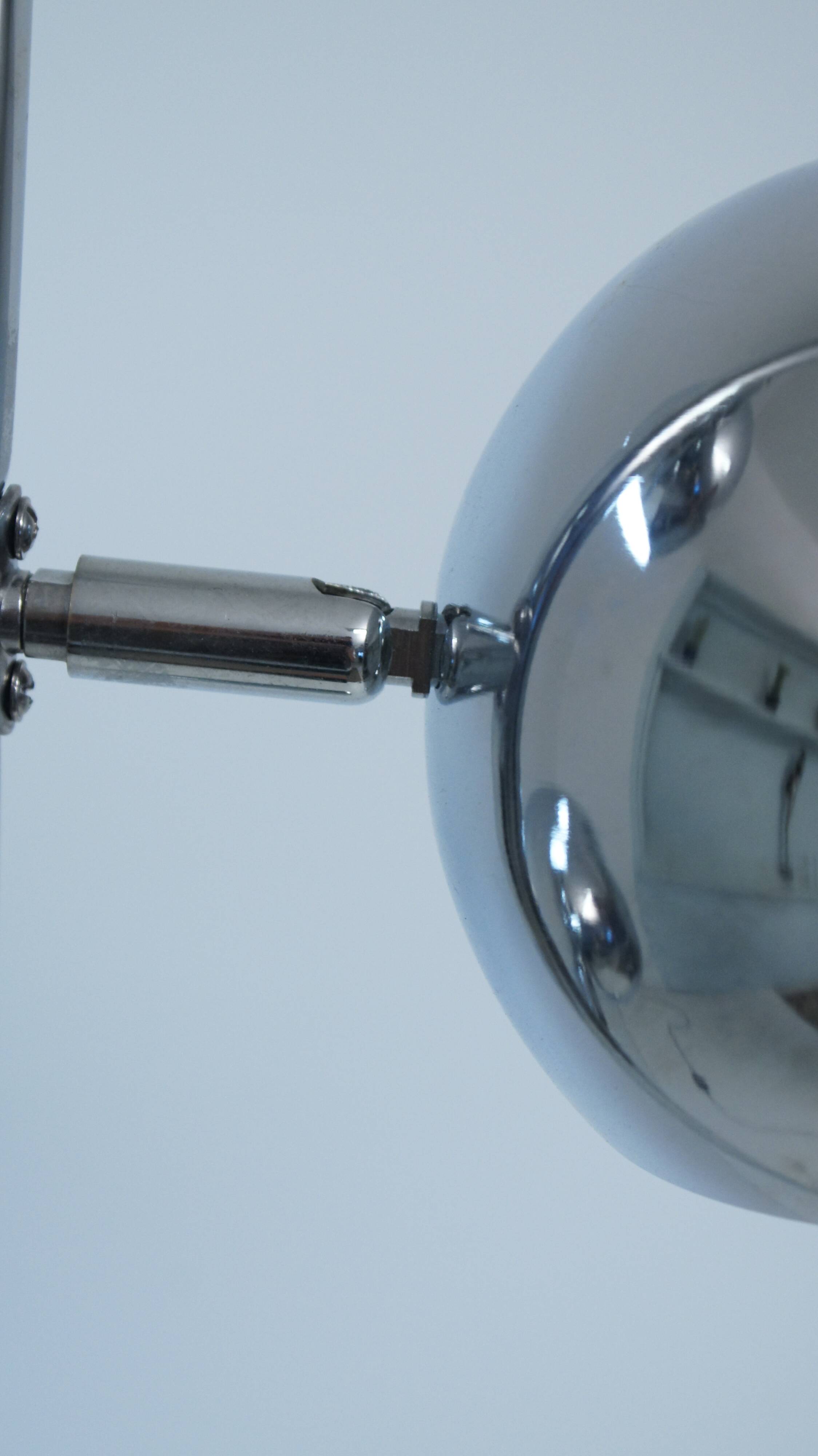 Chrome floor lamp 3 globes