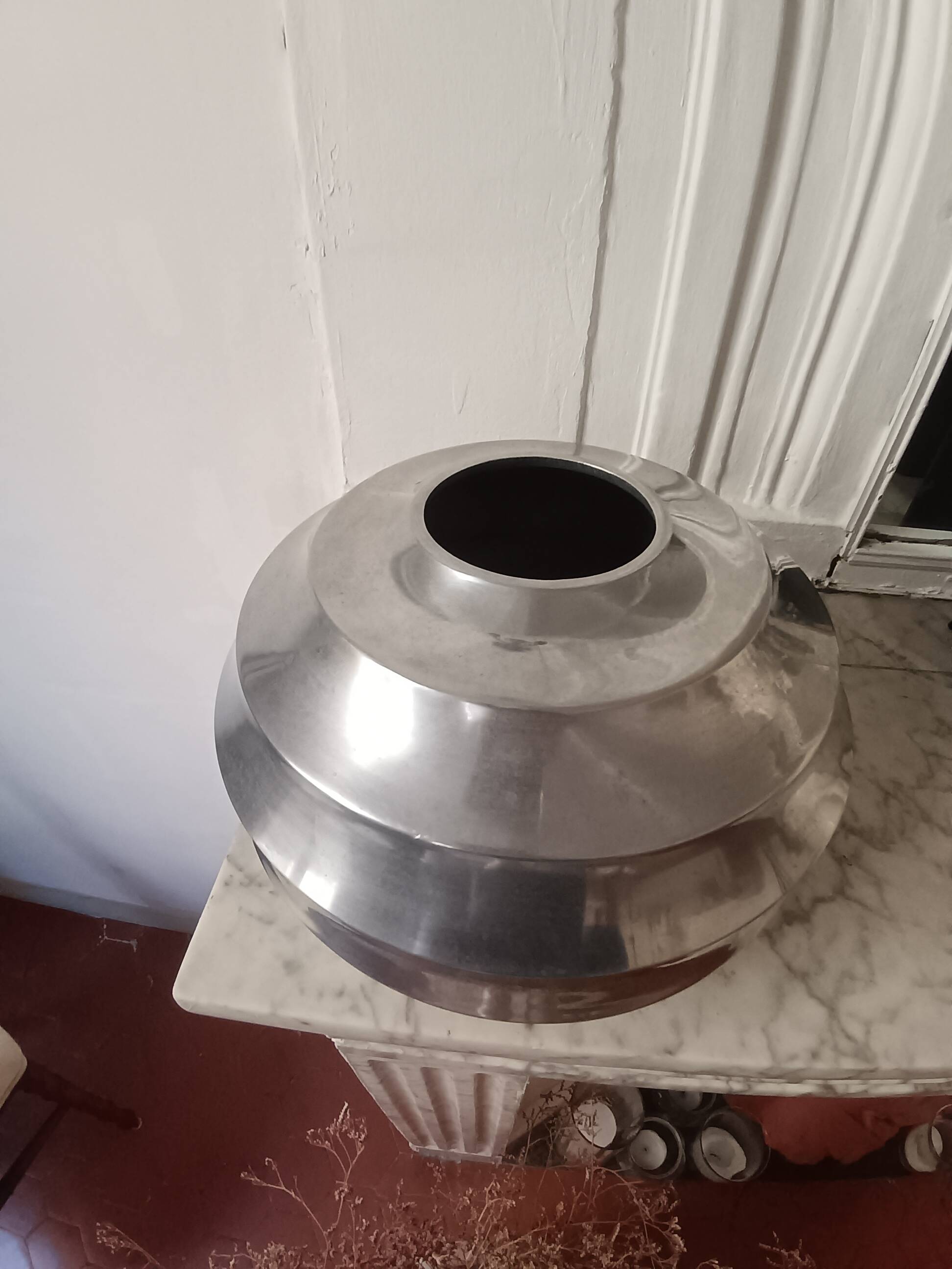 Vintage chrome vase/pot