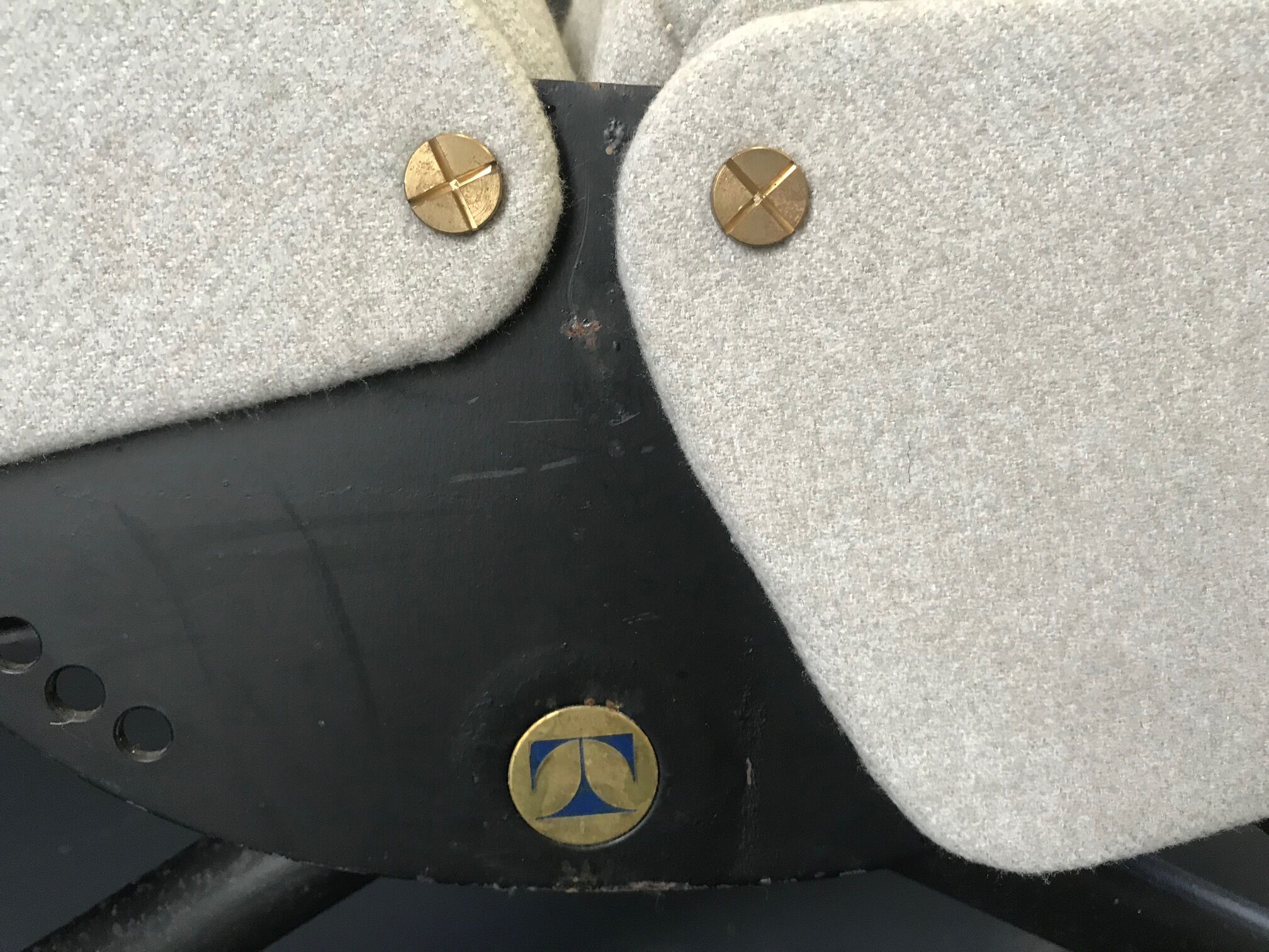 Pair p40 model armchairs by Osvaldo Borsani for Tecno