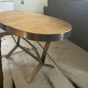 Table vintage métal et céramique