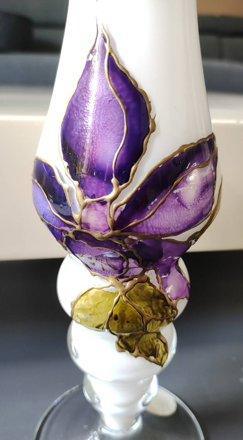 Stylish Kalina Poland vase. Floral decoration. Unique signed piece, 27 cm