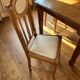 6 chaises en chêne et cuir blanc cassé