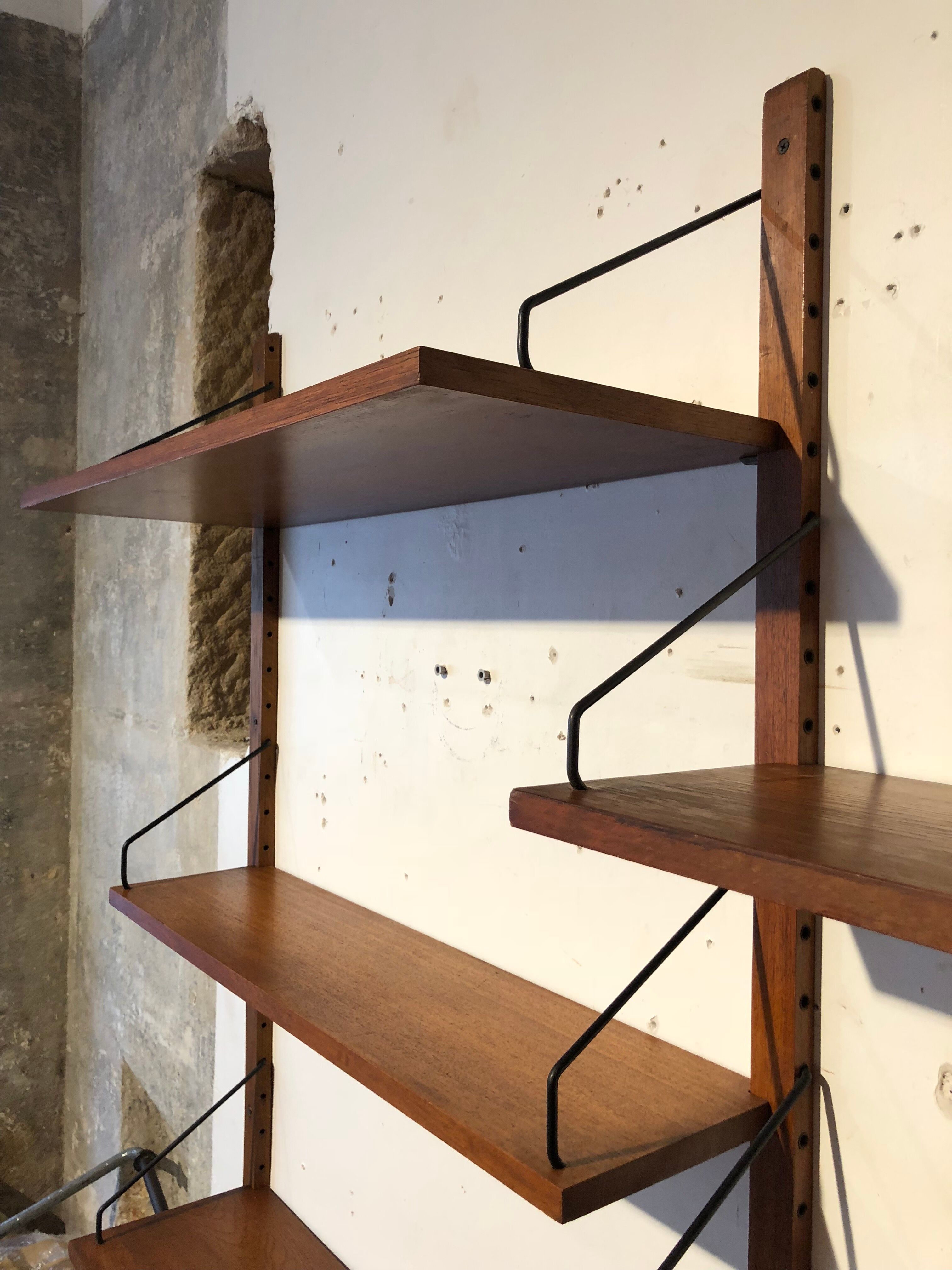 Shelf bookcase Cadovius