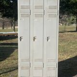 Metal locker
