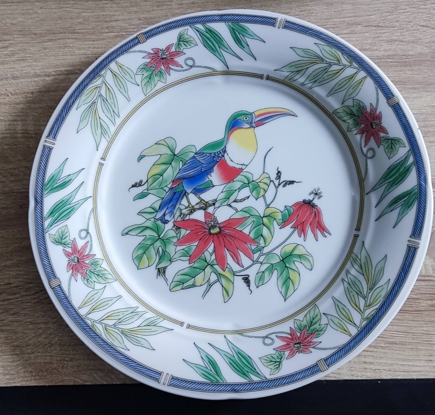 Japanese Tao Mei Toucan Plate