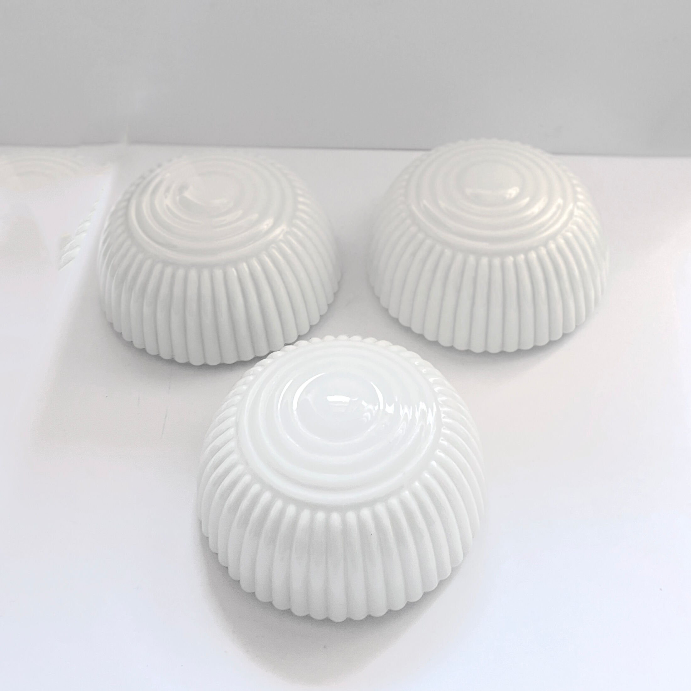 White glass plafond Polam Wikasy, Poland 1970s.