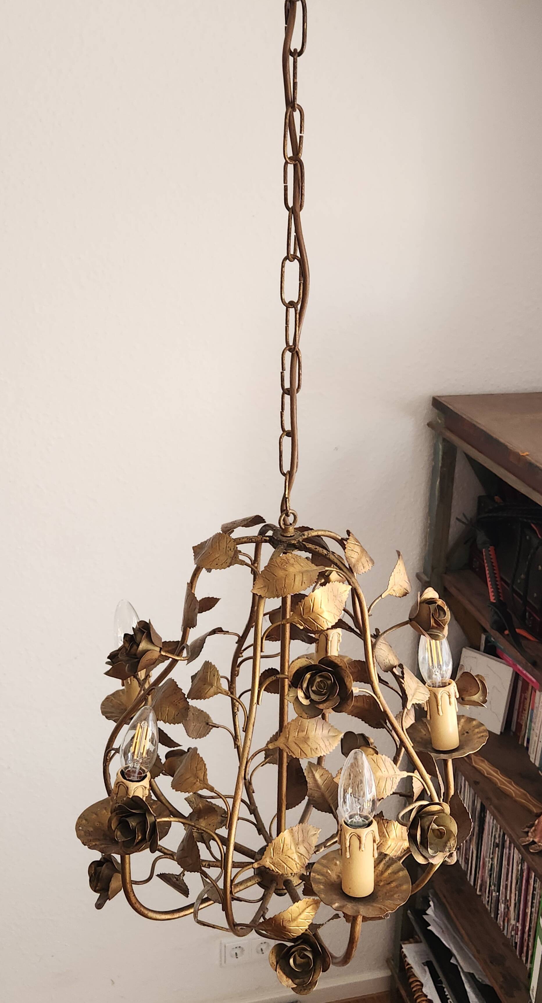 Chandelier hand-forged Hollywood Regency rose leaf decorations