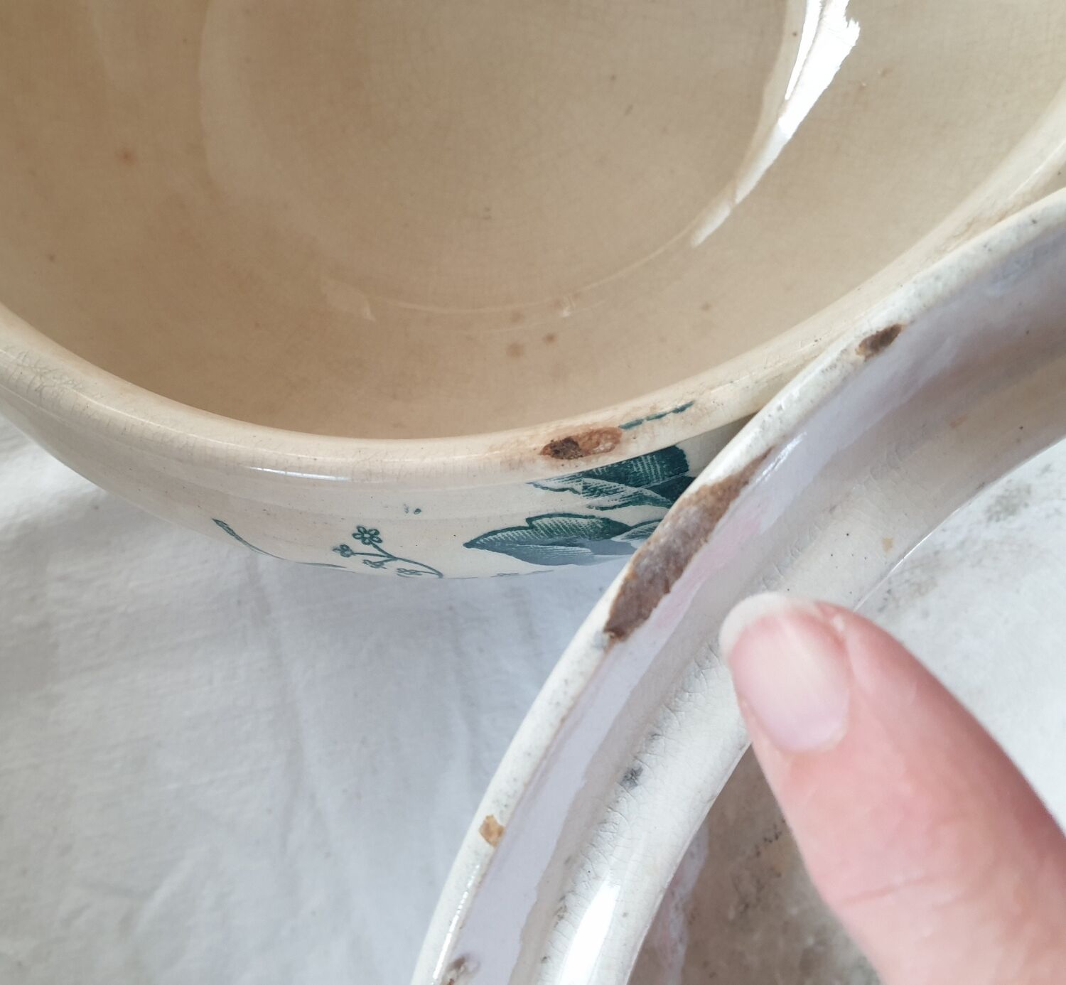 Iron earth soup tureen Faïenceries de Lyon