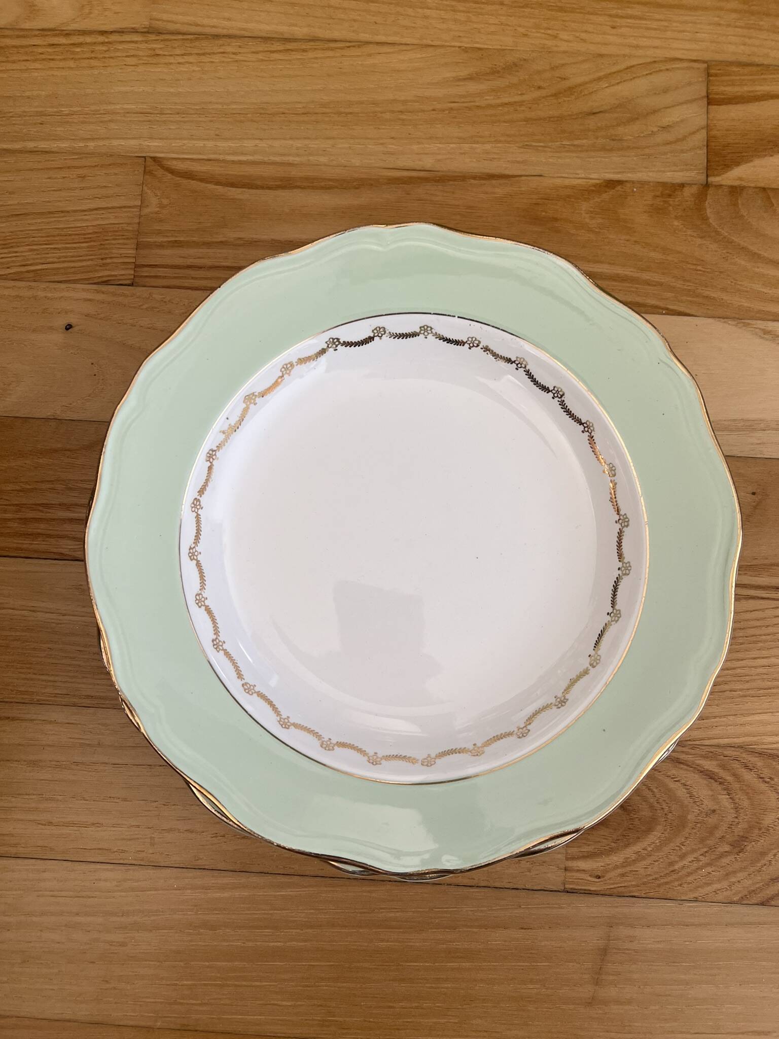 Amandinoise flat plate