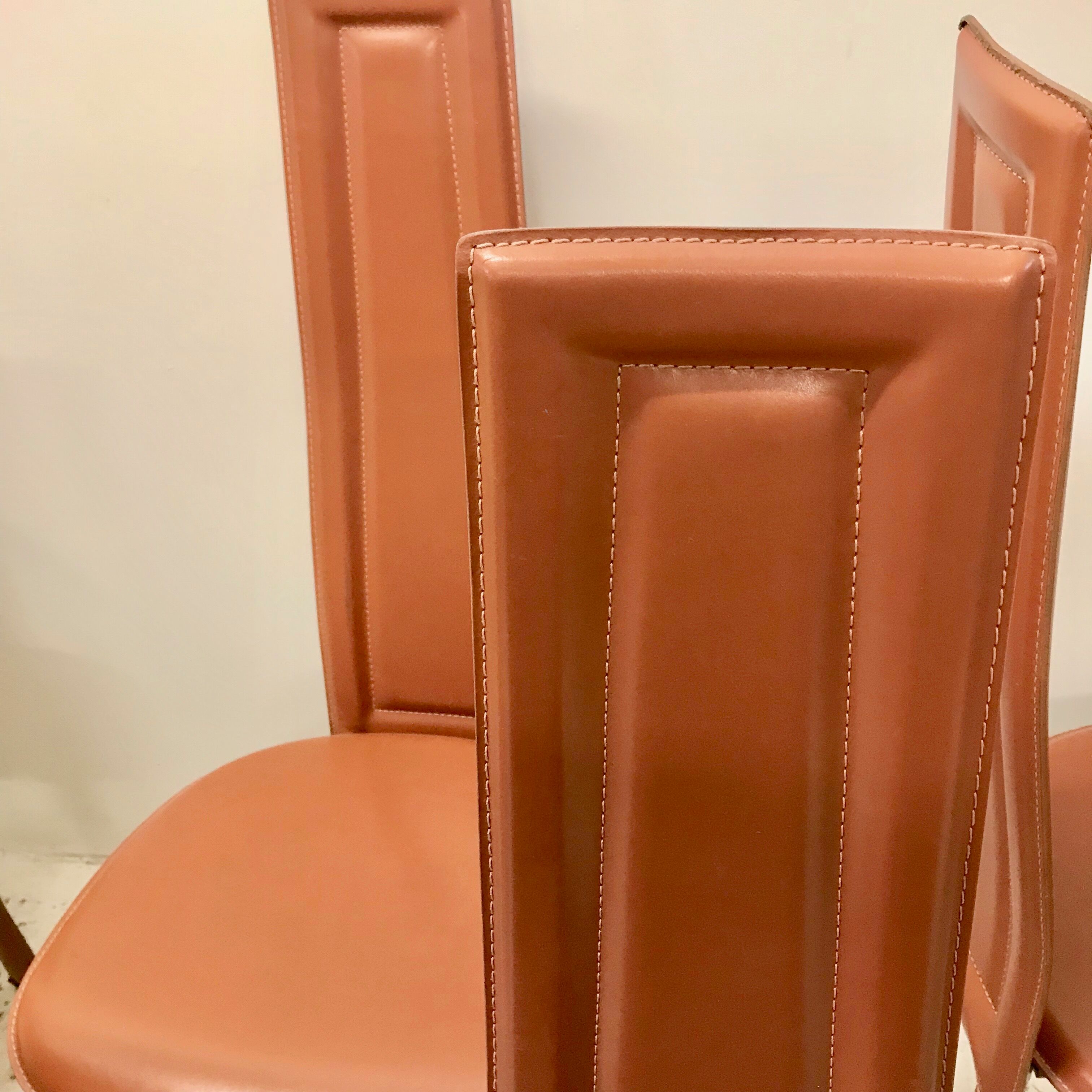 Series of 6 leather chairs