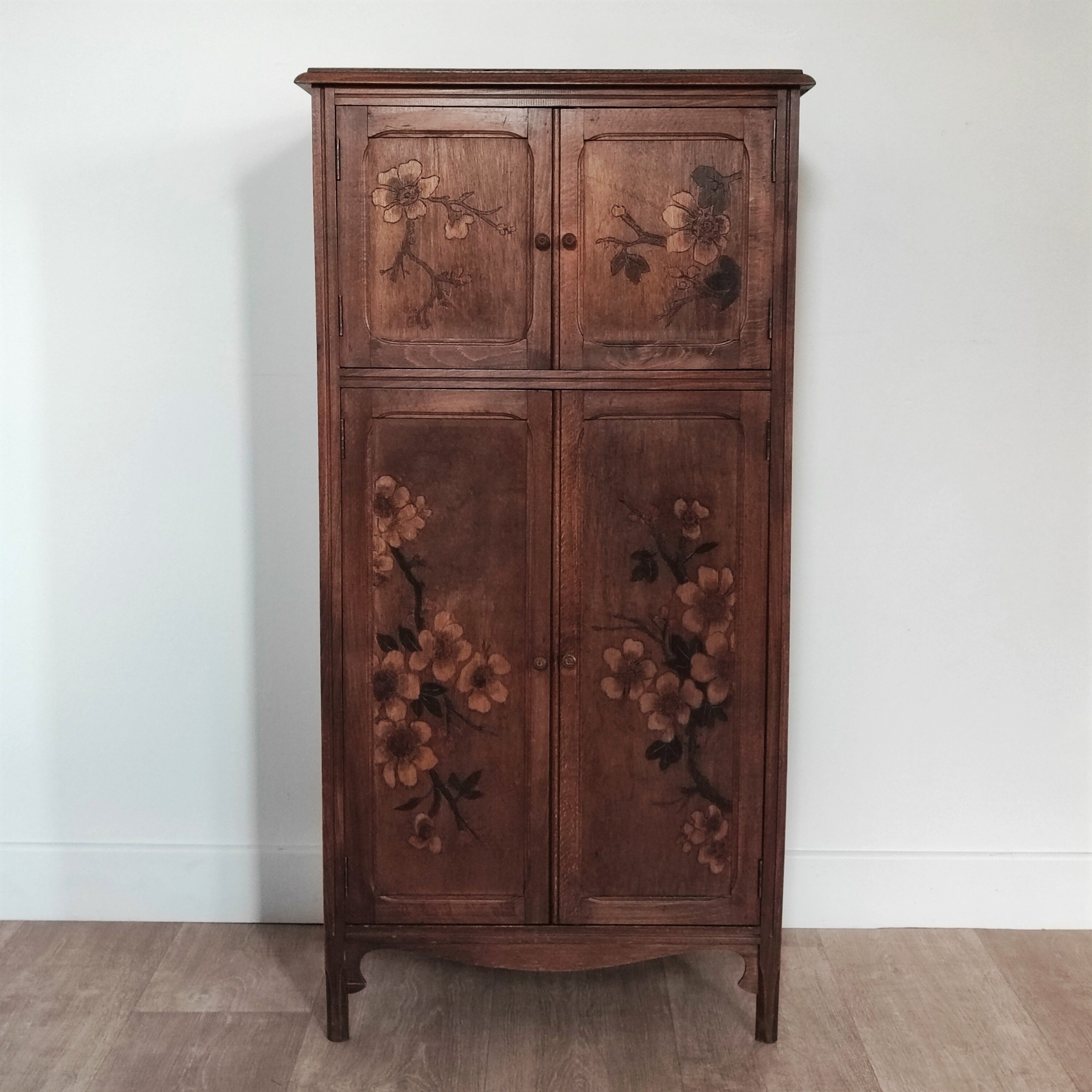 Accent furniture 30'