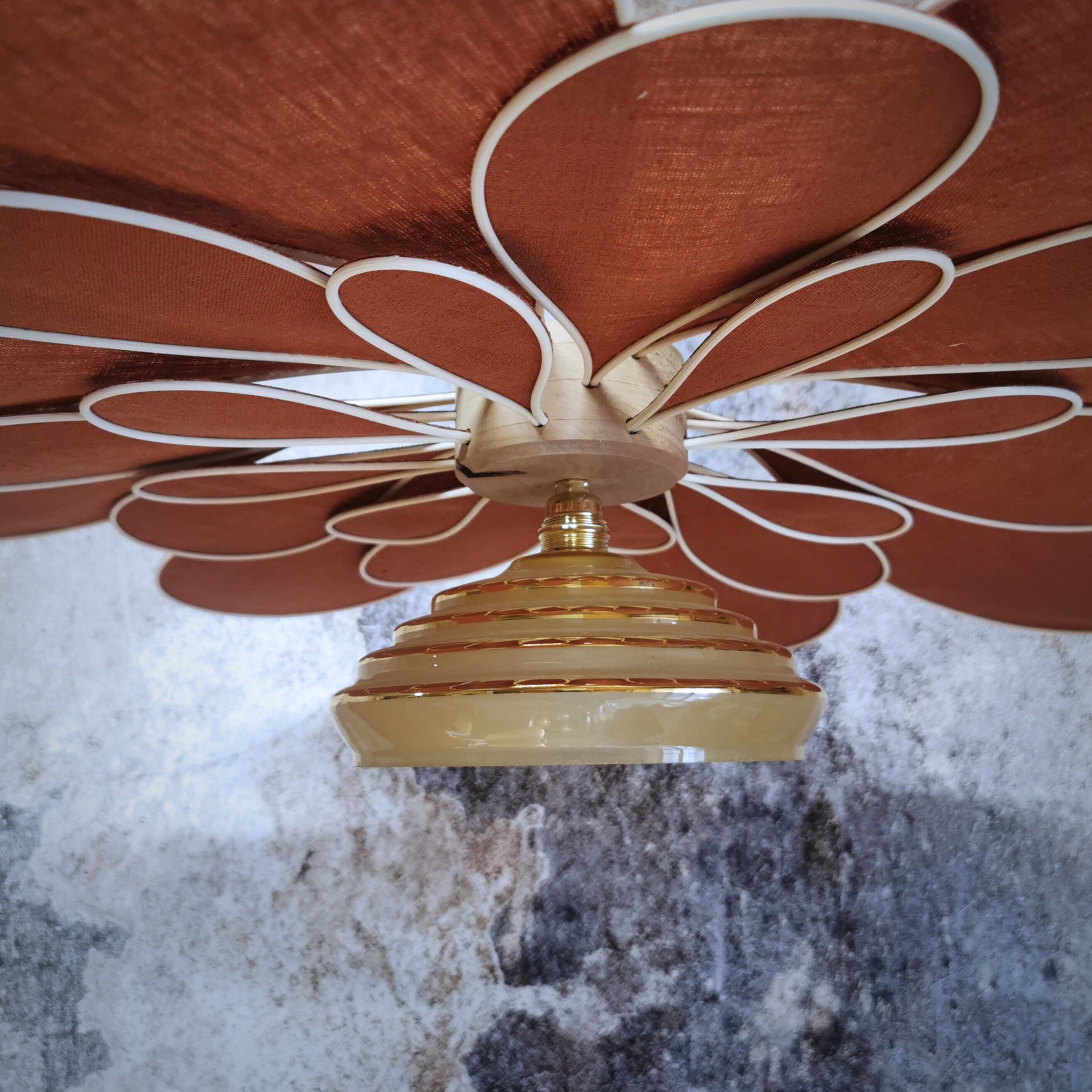 Suspension flower petals linen and rattan and vintage globe