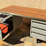 Metal desk