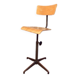 Swivel workshop chair