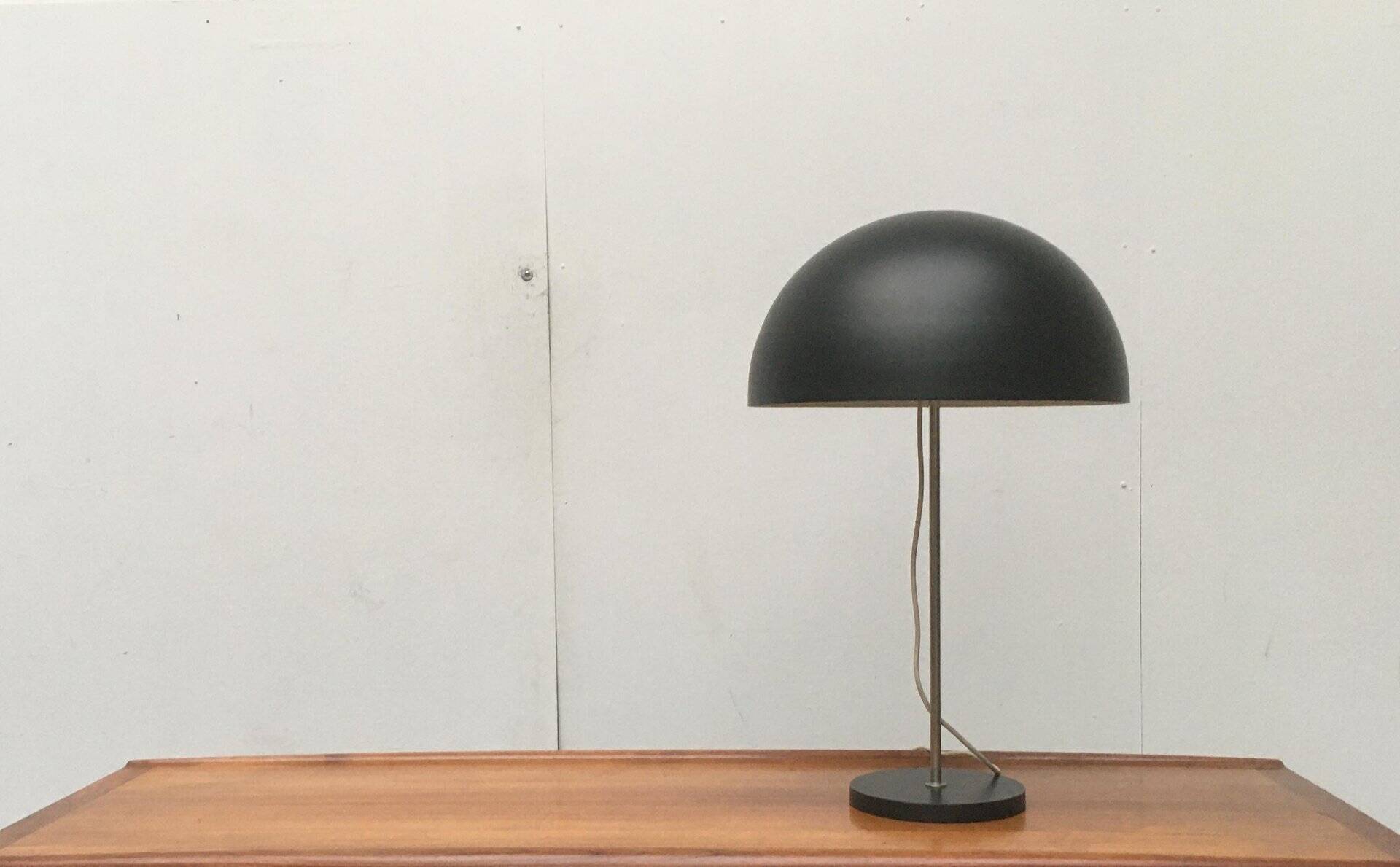 Mid-century minimalist table lamp