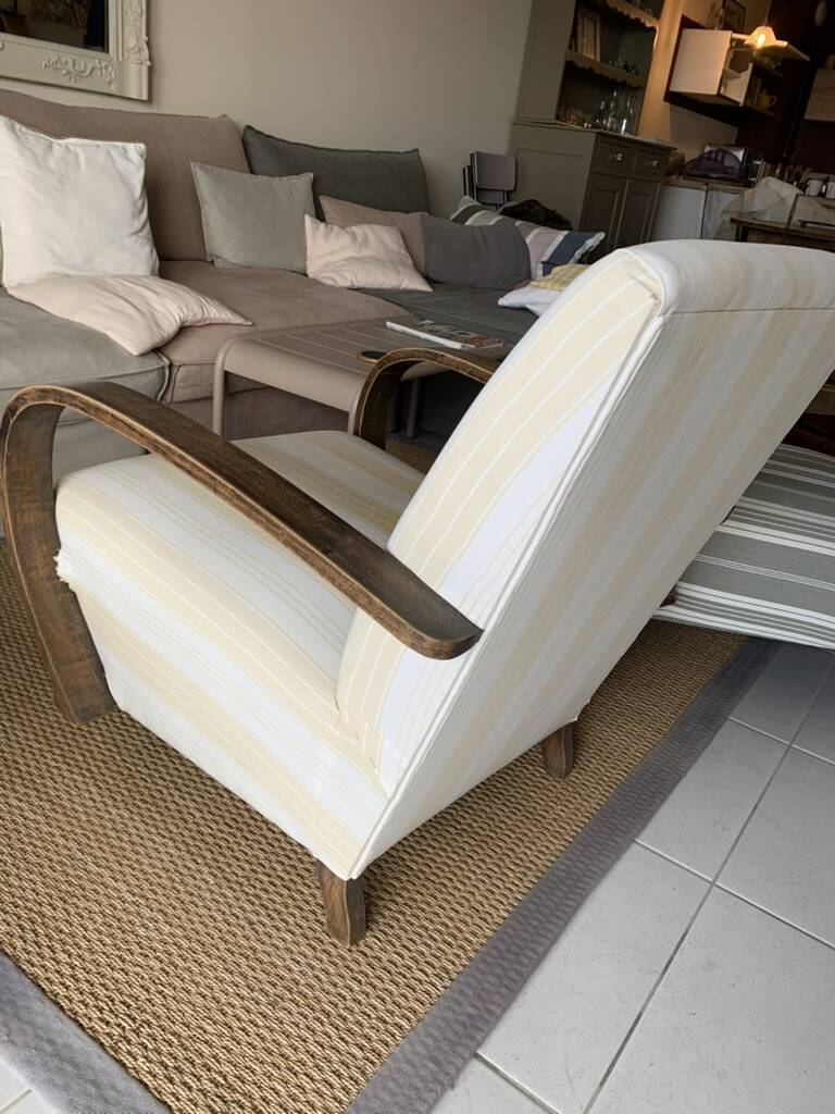 fauteuil vintage rénové par professionnel