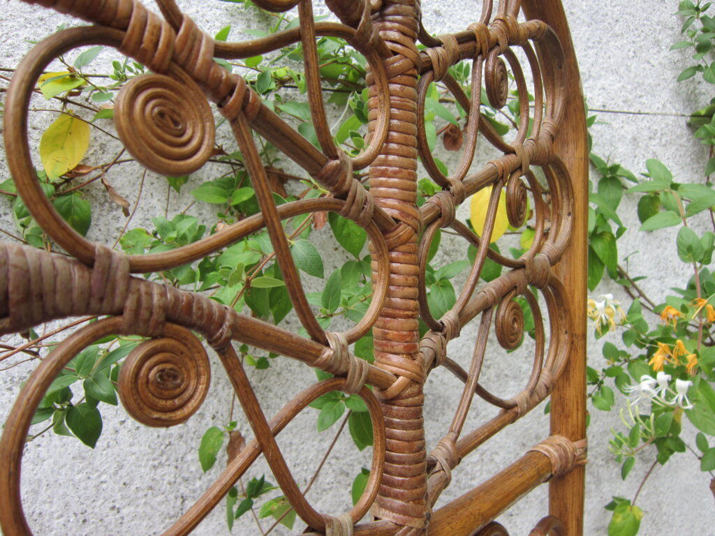 Rattan screen peacock 70s