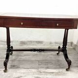 English-style coffee table with flaps