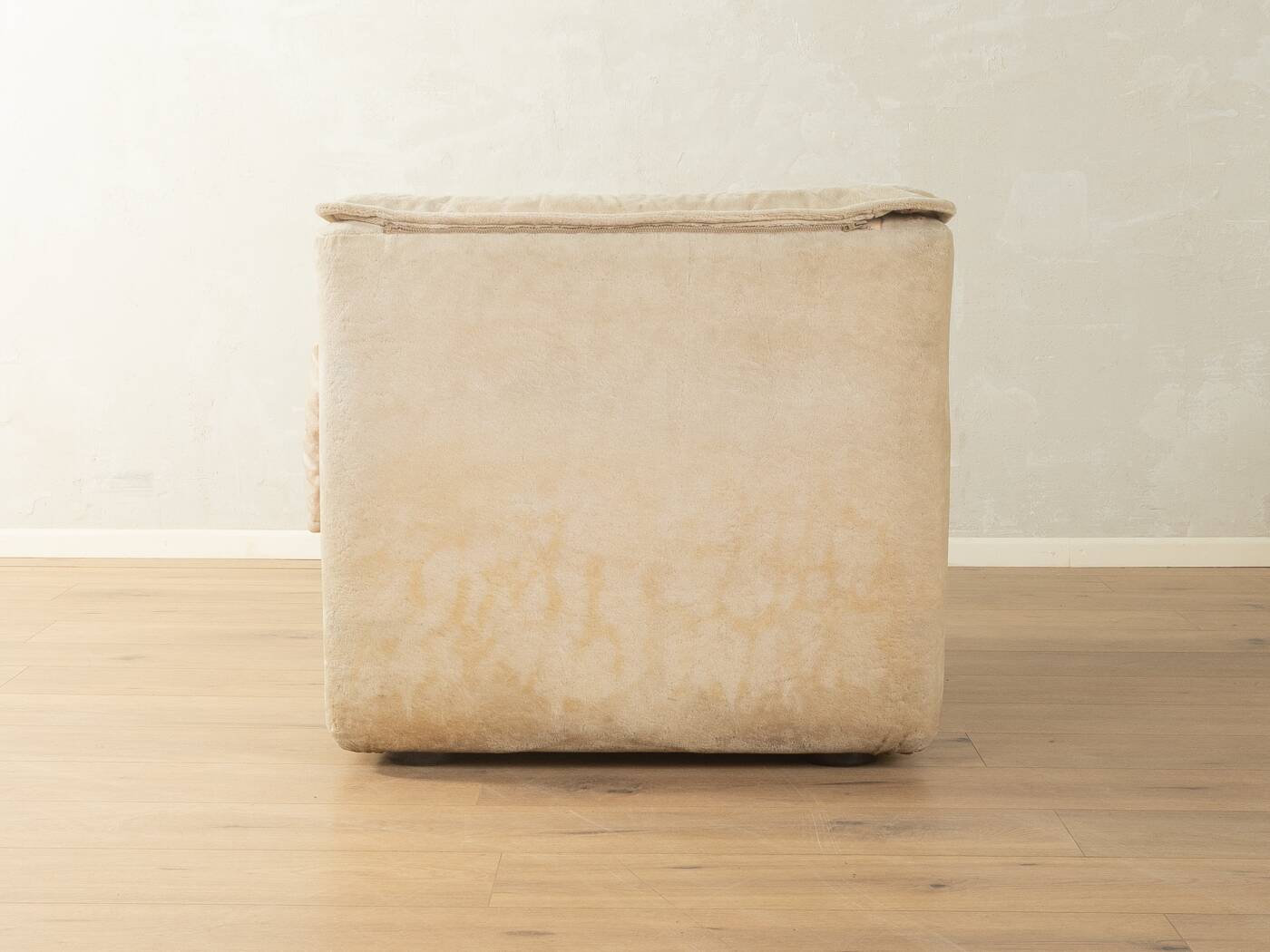 COR Space Age seating group, 1970s, set of 6 armchairs and footstool, cream white