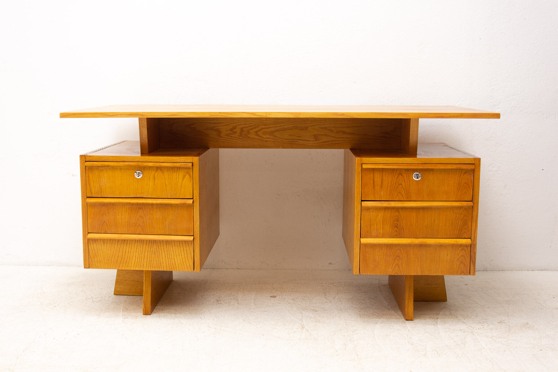 Mid century beechwood writing desk, 1970´s, Czechoslovakia