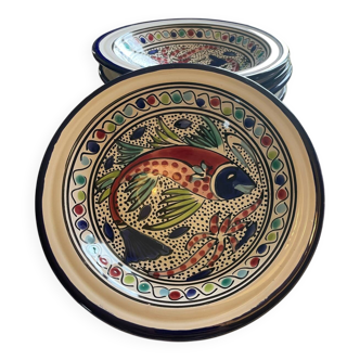 Service de 6 assiettes creuses ethniques motifs poissons