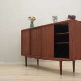 Enfilade en teck, design danois, années 1960, production : Omann Jun