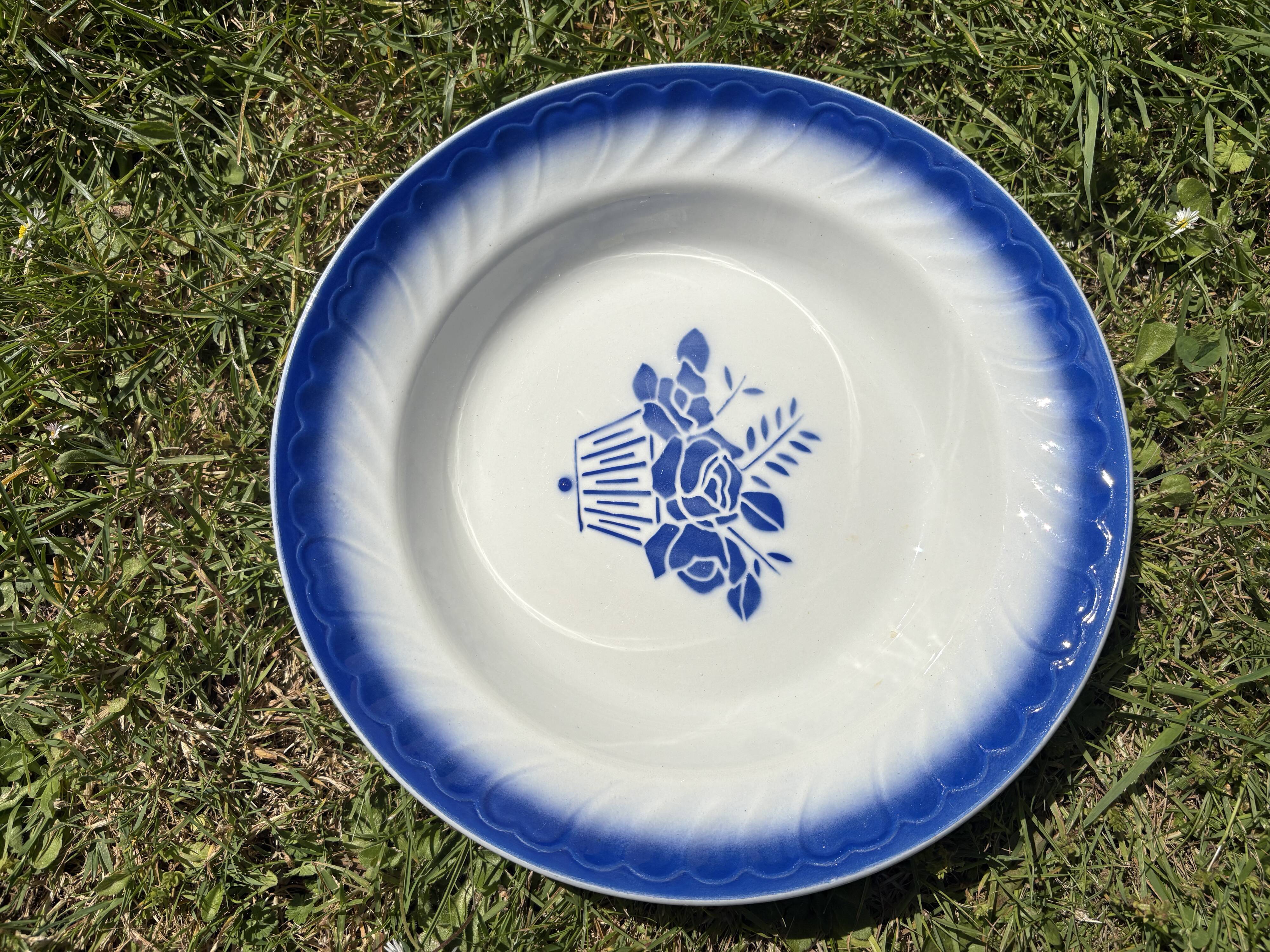Shallow round plate Badonviller