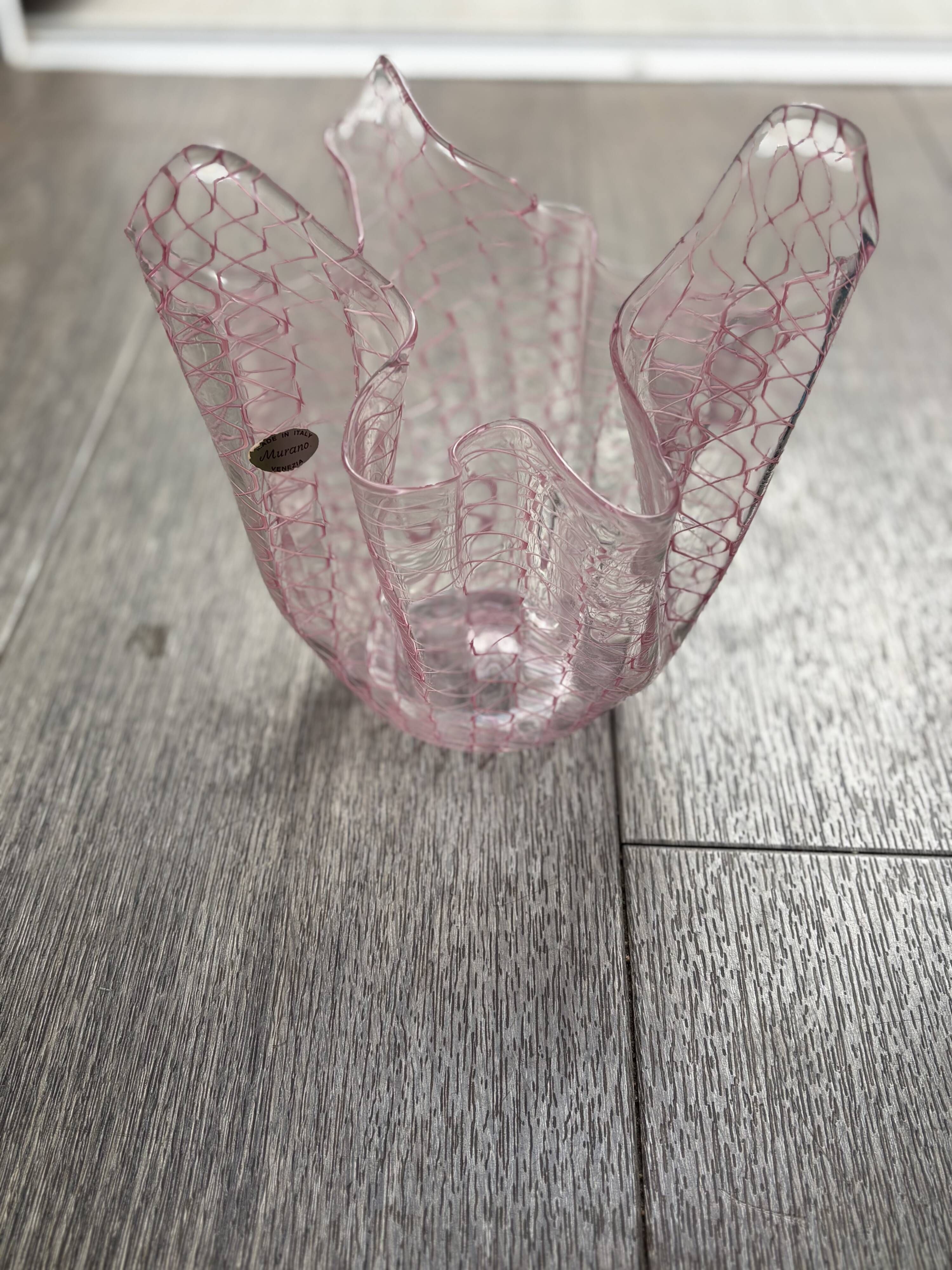 Murano glass vase (handkerchief) with a pink network pattern