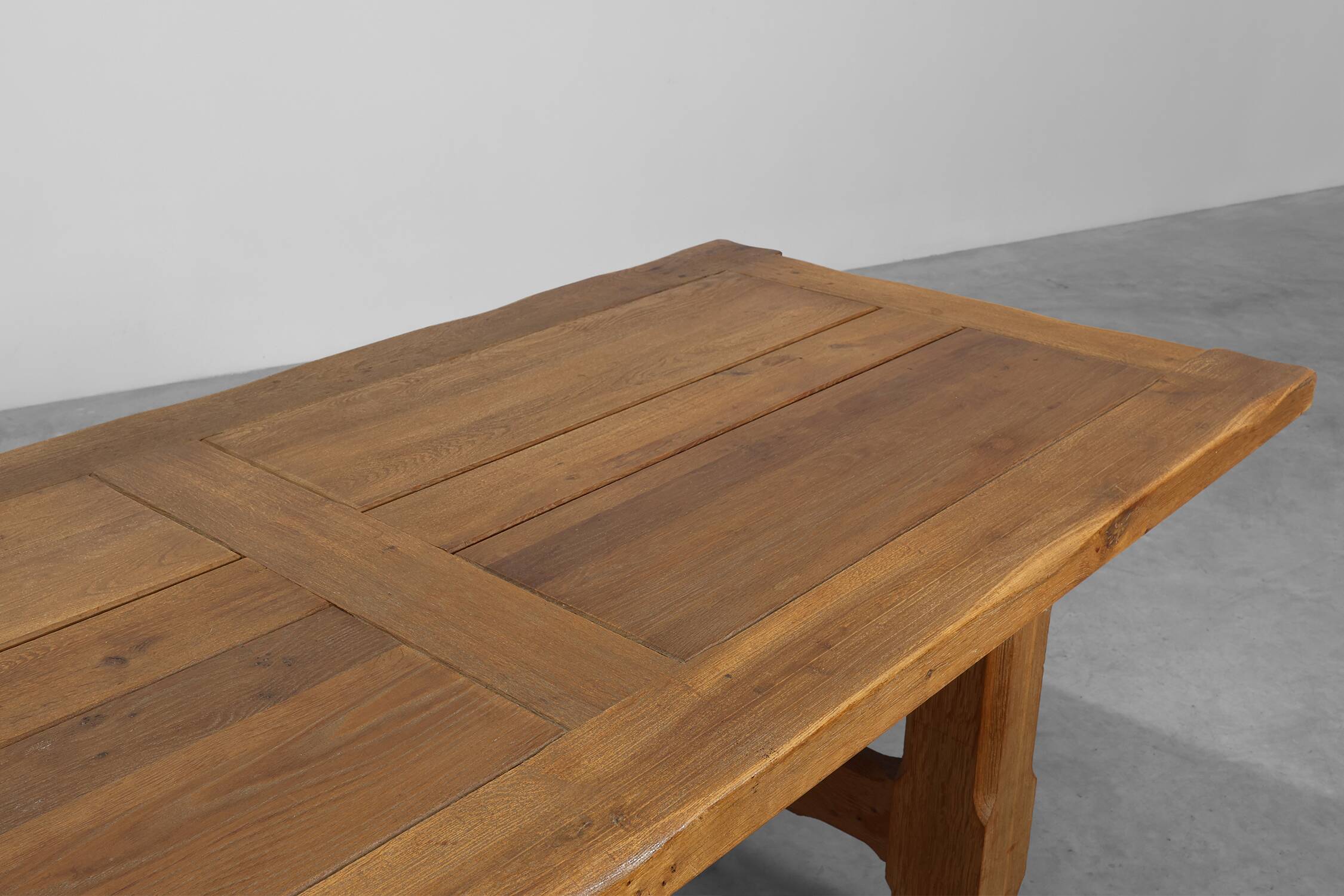 Brutalist Mid-century Oak Dining Table, Belgium 1960s