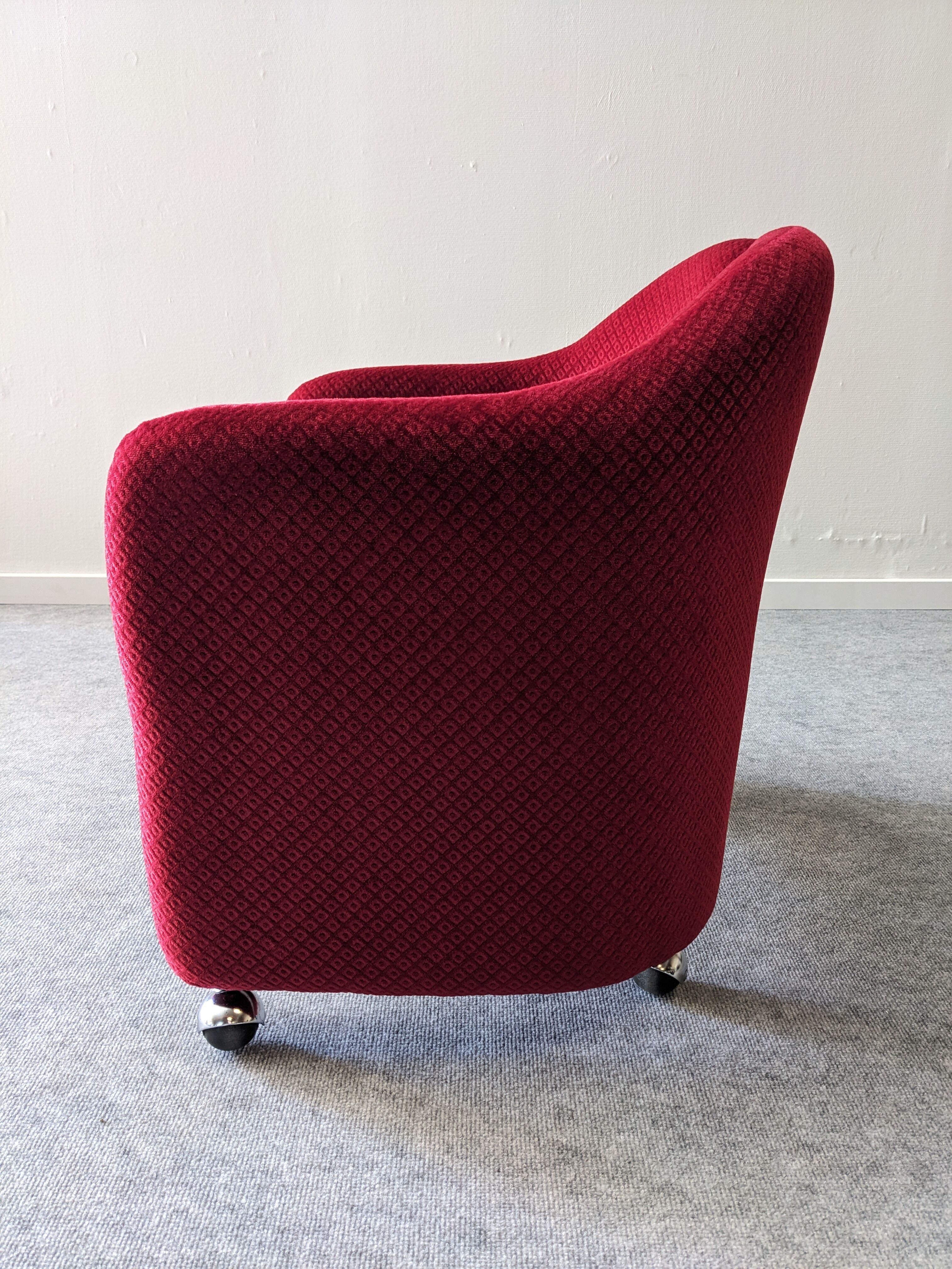 Italian armchair from the 60s/70s by Eugenio Gerli for Tecno