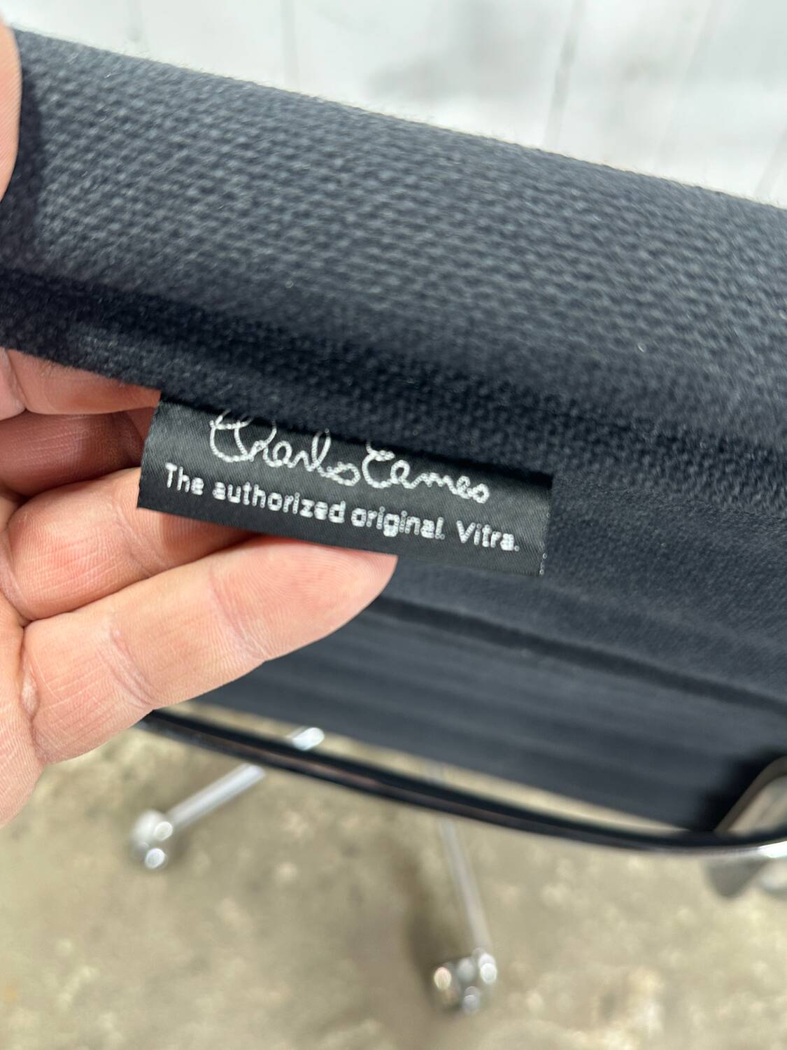 Eames Vitra EA 119 office chair