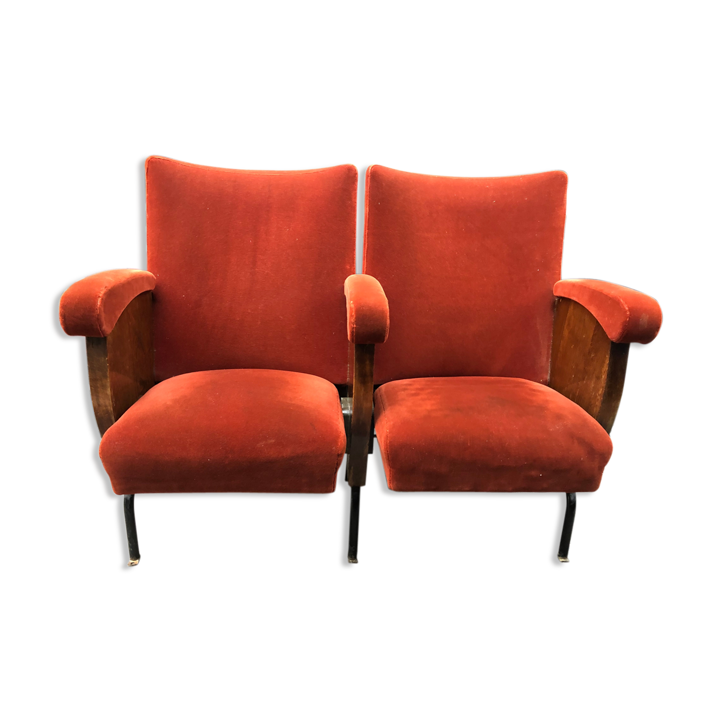 Fauteuils de cinéma en velours rouge années 1950