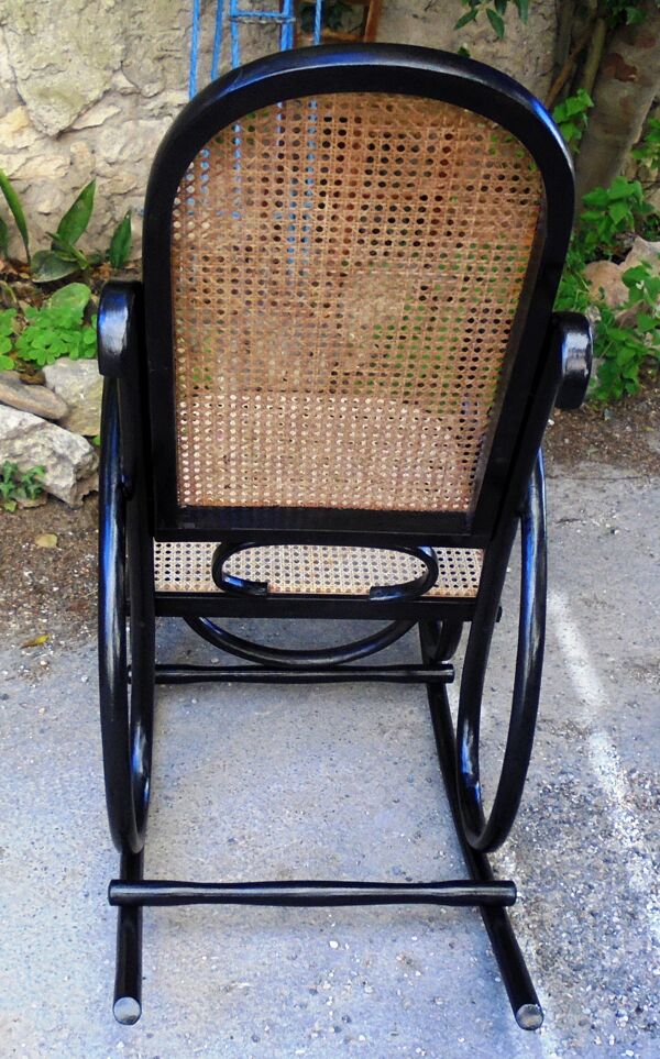 Rocking chair bois courbé