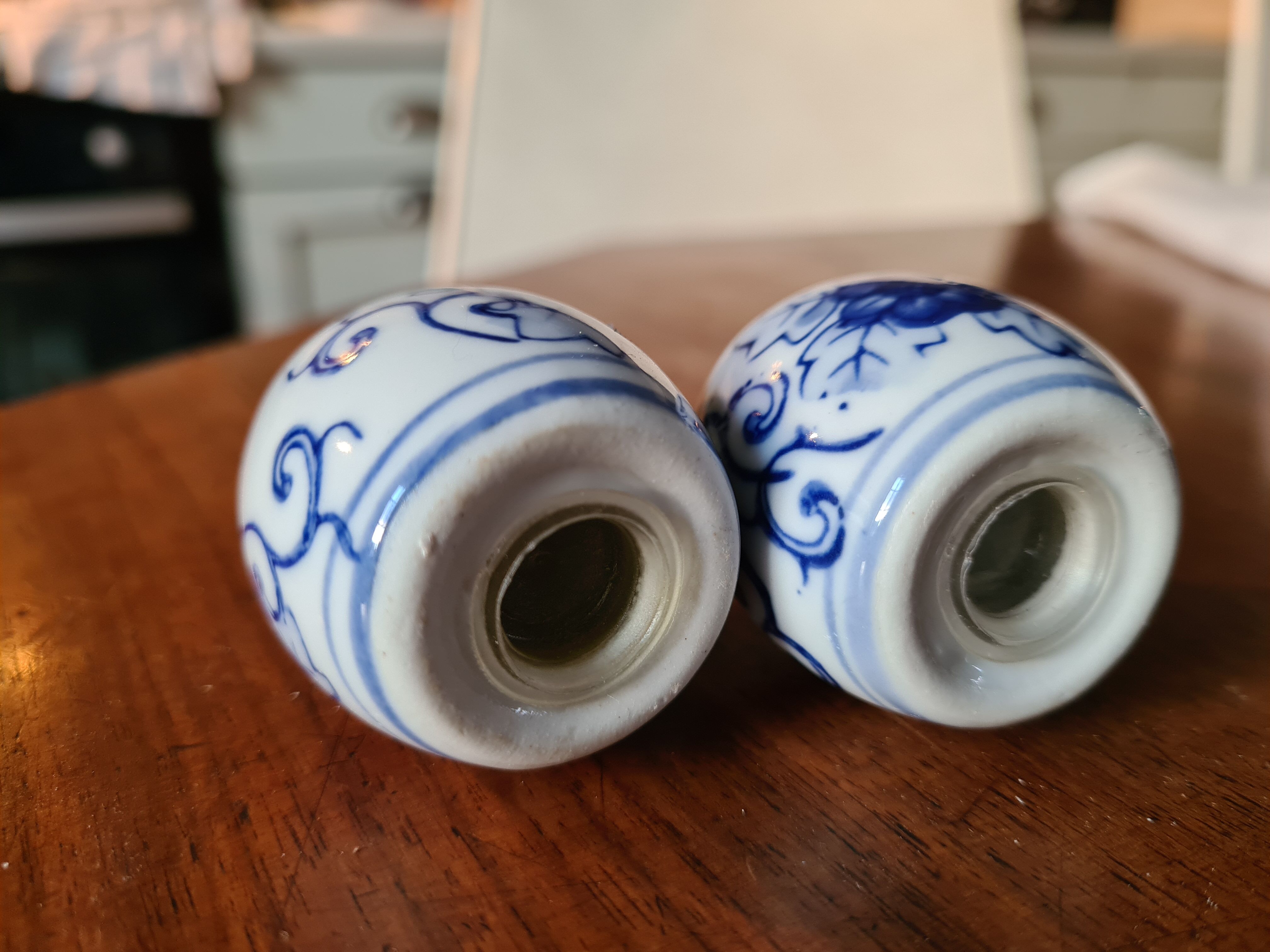 Saliere and porcelain pepper