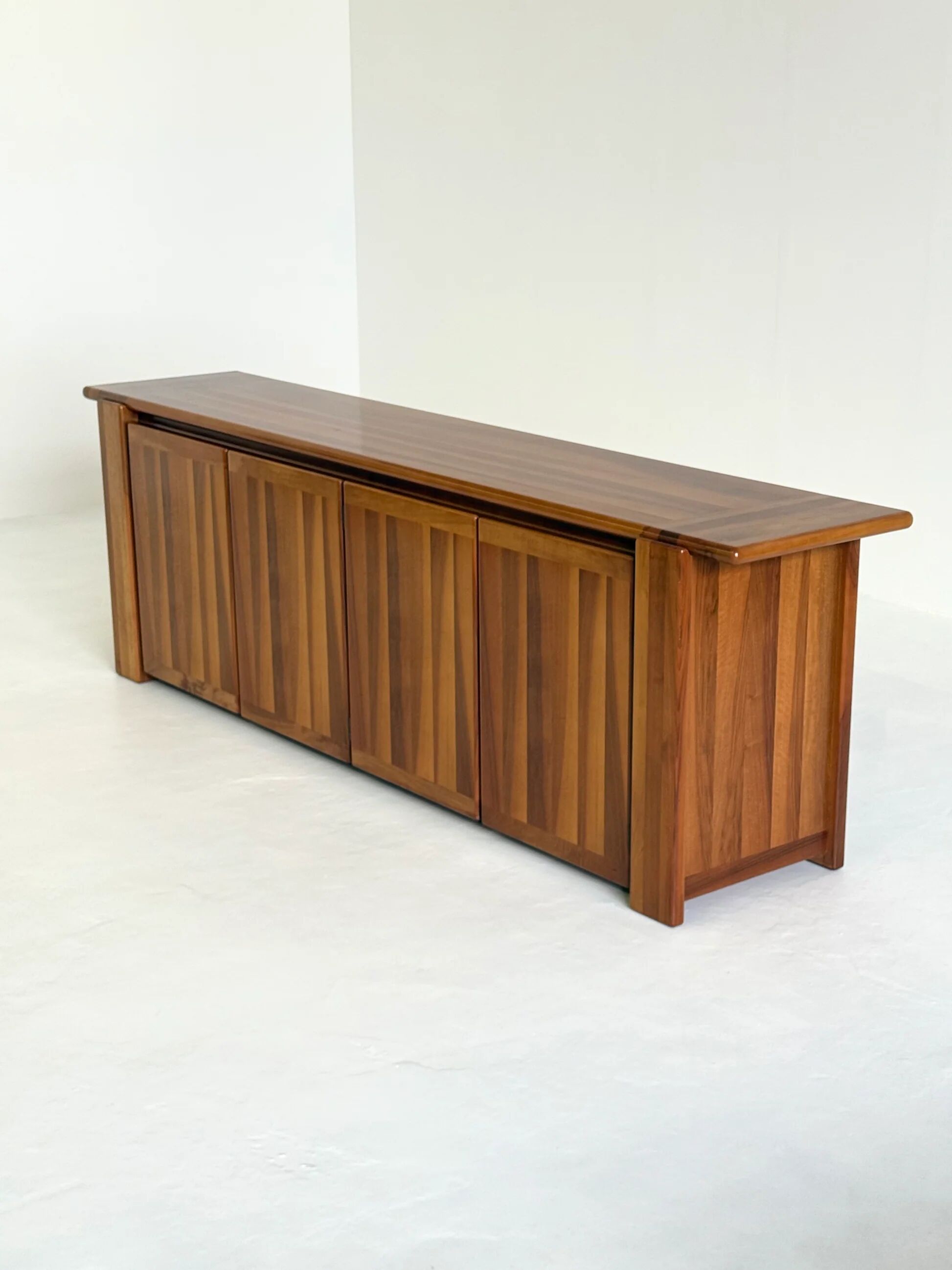 Italian Marengo sideboard by Tarcisio Colzani for Mobilgirgi