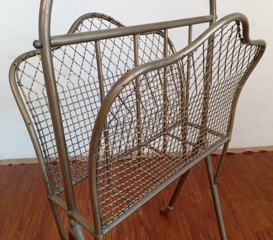 Brass magazine rack in neo-classical style, 20th century.