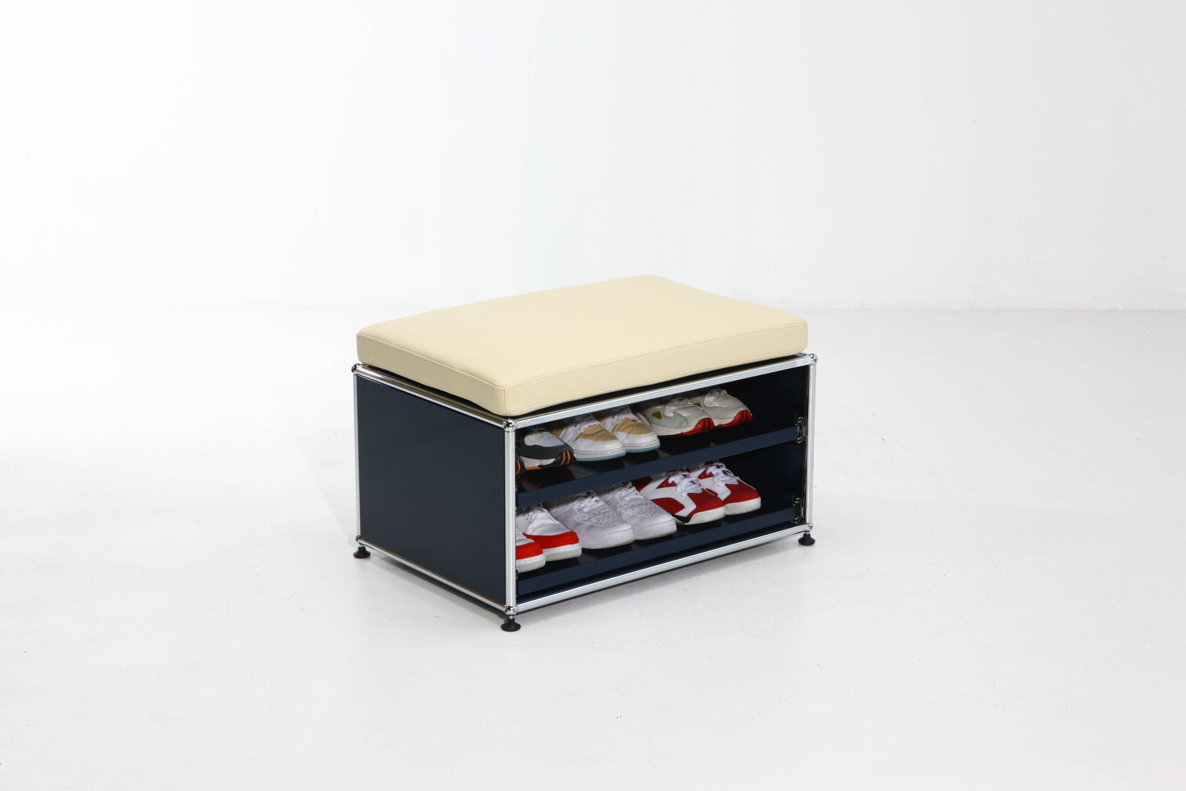 storage furniture with seating Usm Haller