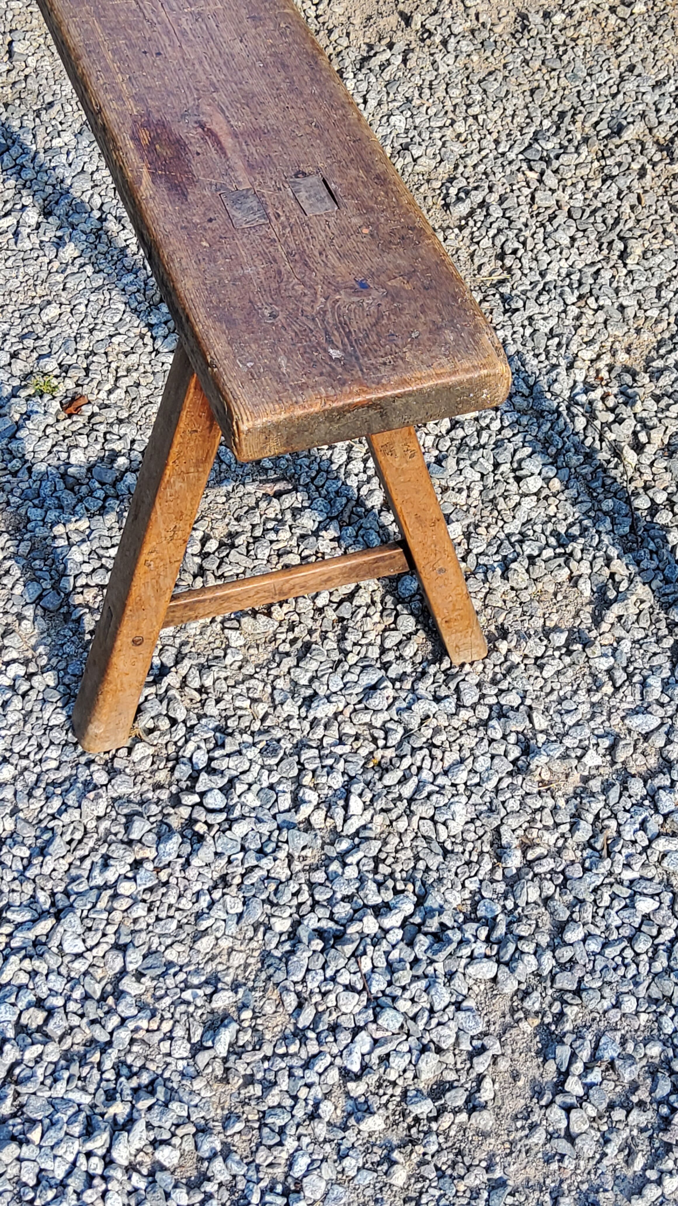 Farm table nineteenth century feet spindles 251cm and its 2 benches