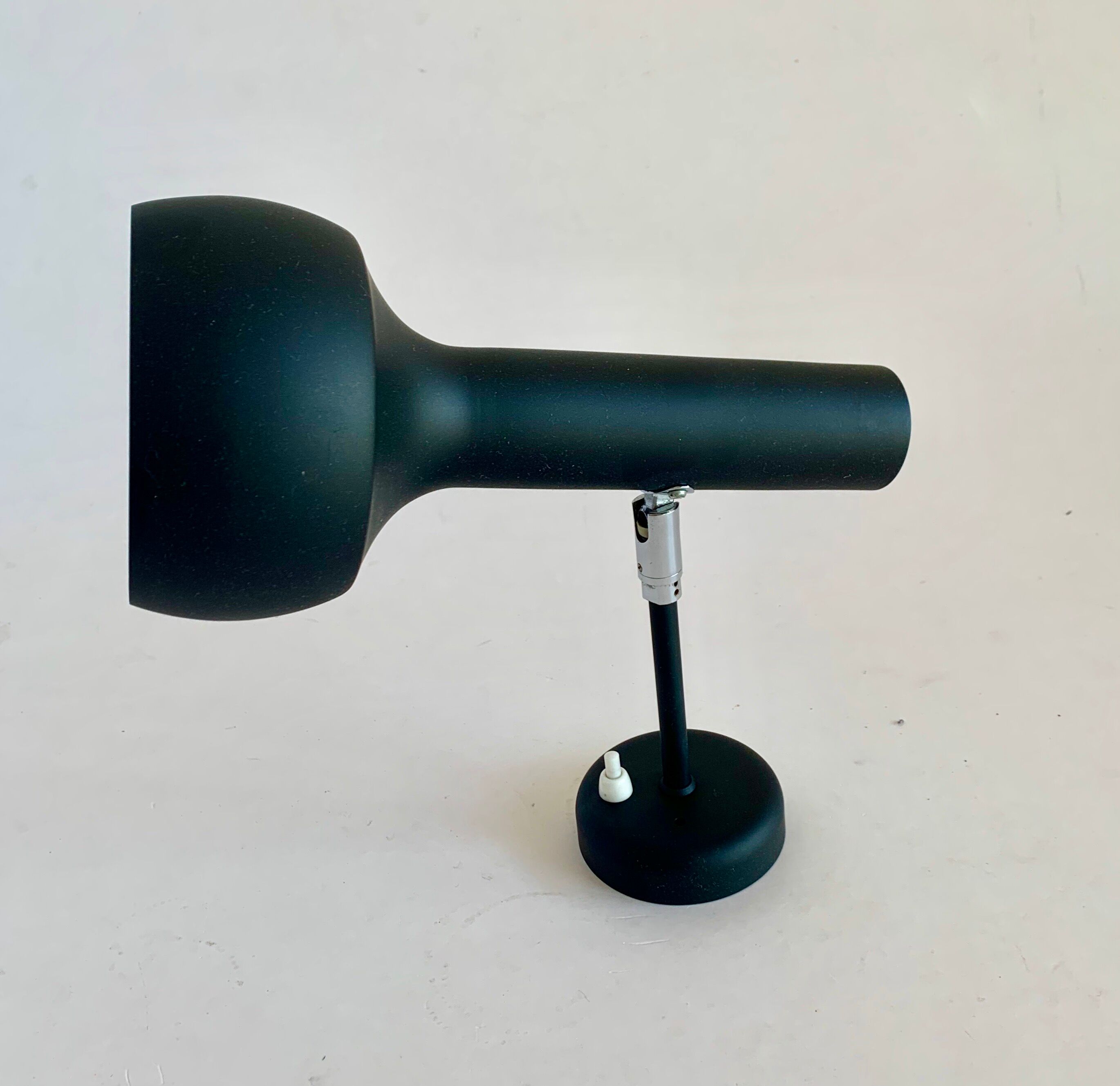 Wall spot light by Swiss International, 1970s