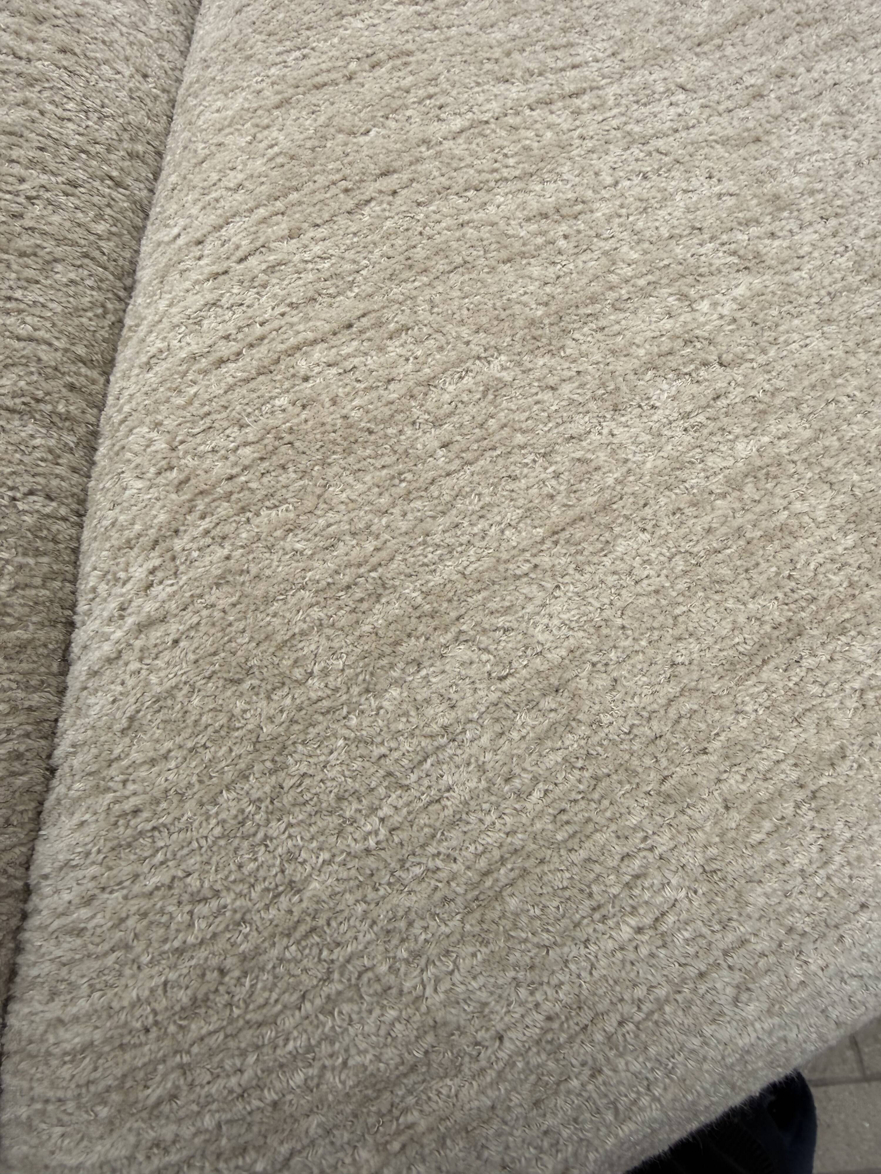 2x Artifort Groovy F598 Pierre Paulin, Pierre Frey: Chenille Igor (Sable)