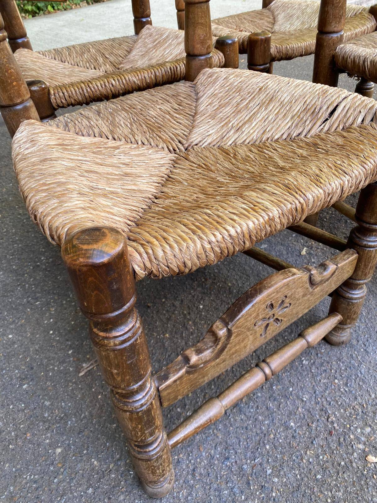Set of 5 or 4 chic rustic traditional dining chairs with rush seats.