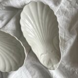 2 long shell dishes in old porcelain