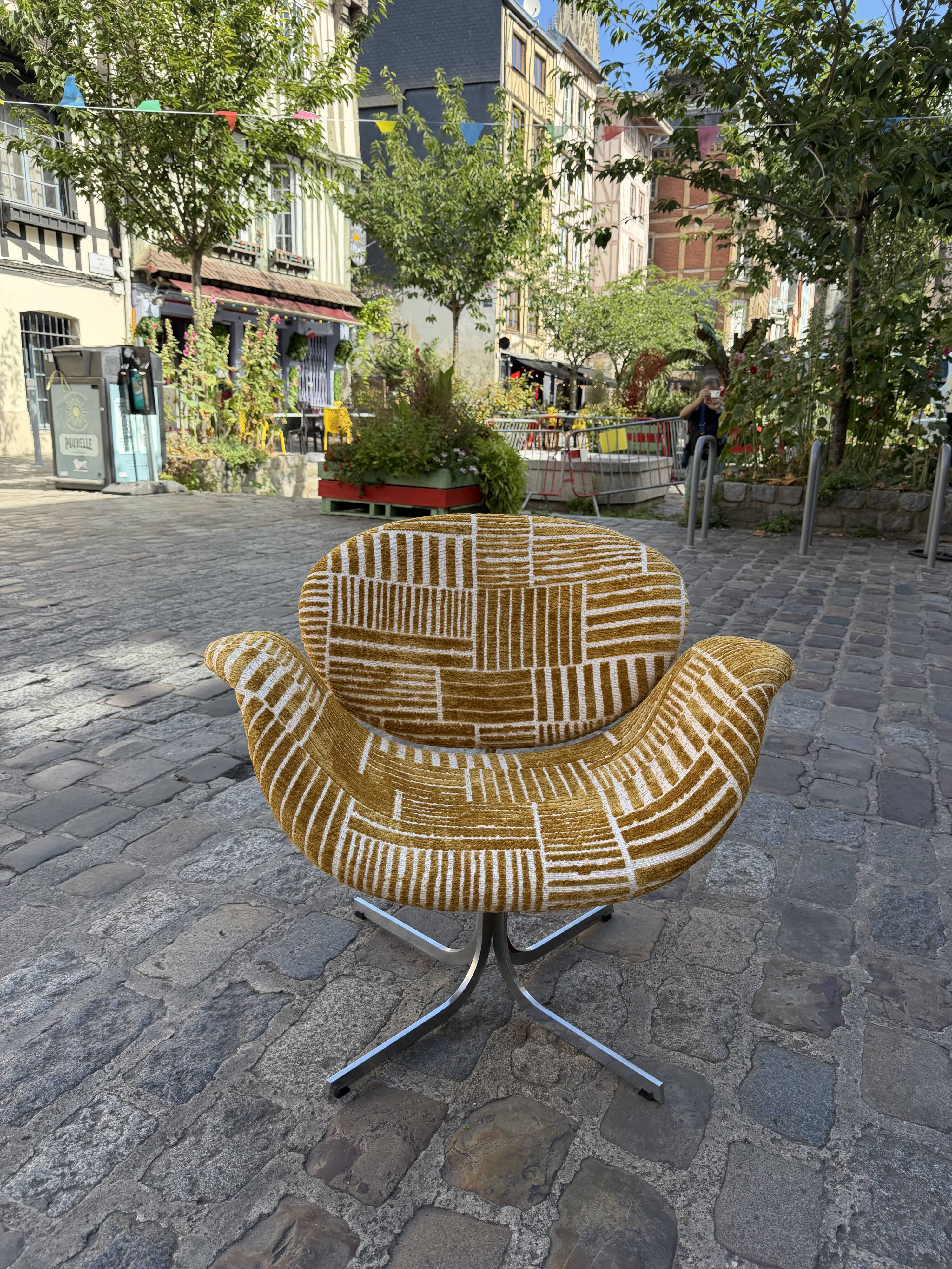 Fauteuil tulip midi de pierre paulin edition artifort