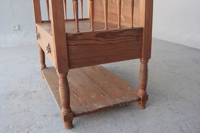 Serving art style new era 1900