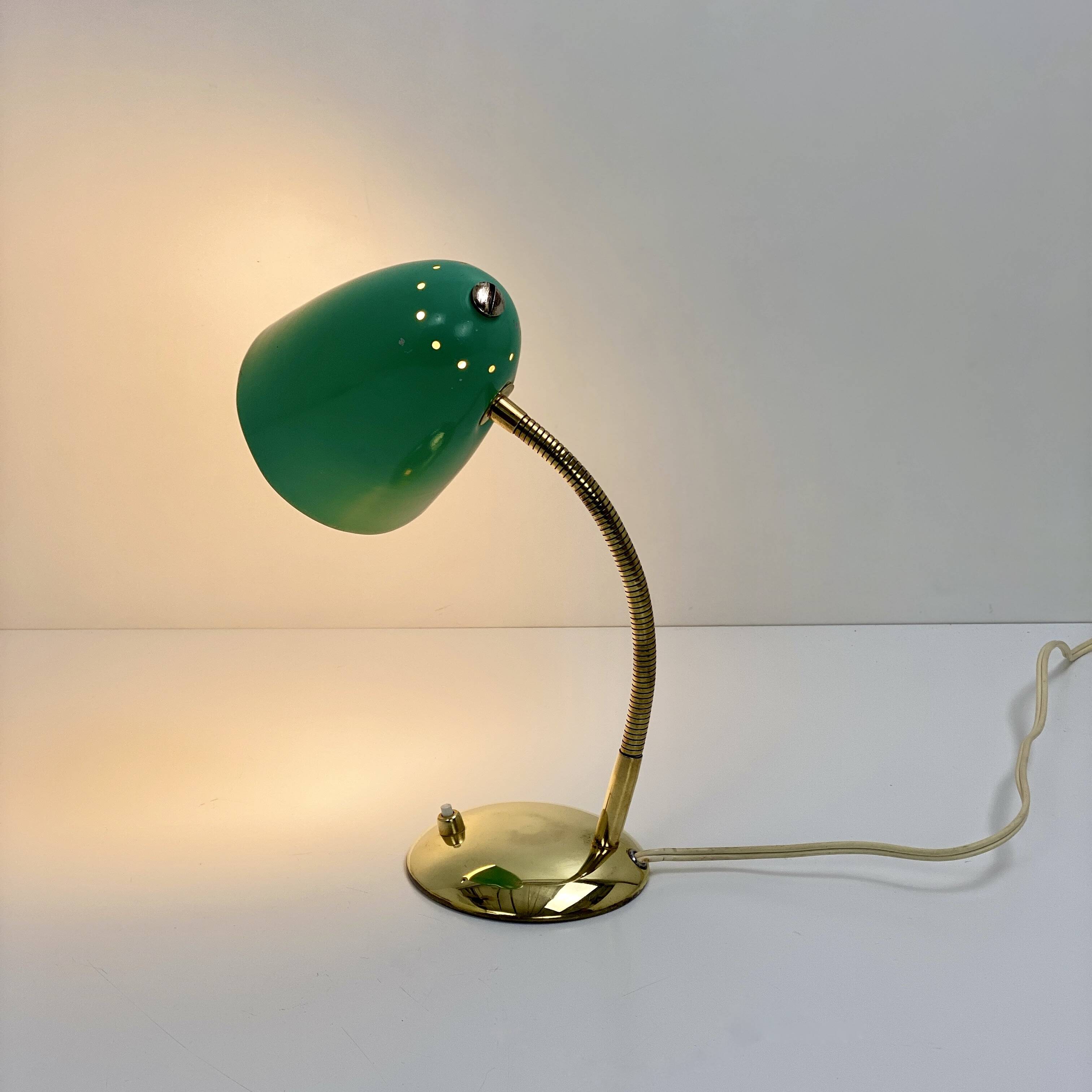 Lampe vintage verte et laiton, 1950